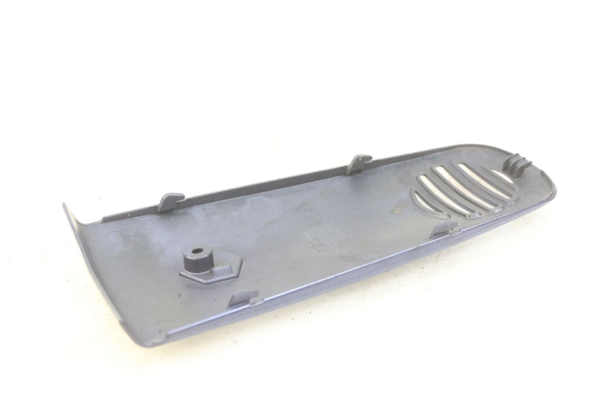 photo de FACE AVANT SUPERIEUR PIAGGIO VESPA GRANTURISMO 125 (2003 - 2007)