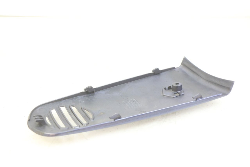 photo de FACE AVANT SUPERIEUR PIAGGIO VESPA GRANTURISMO 125 (2003 - 2007)
