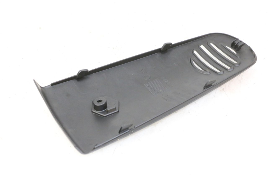 photo de FACE AVANT SUPERIEUR  PIAGGIO VESPA GRANTURISMO 200 (2004 - 2005)