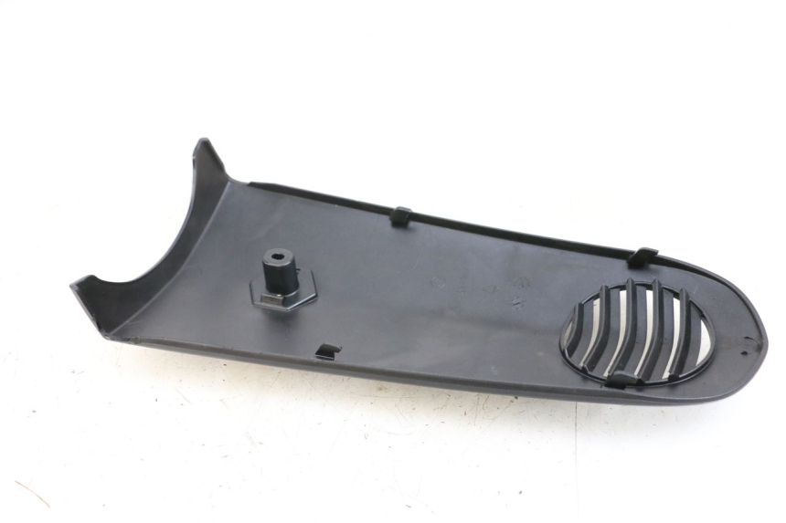 photo de Front Upper PIAGGIO VESPA LX 125 (2005 - 2010)