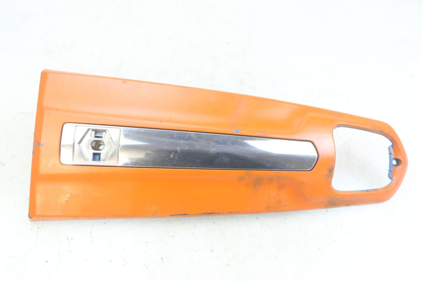 photo de FACE AVANT SUPERIEUR PIAGGIO VESPA S 2T 50 (2007 - 2014)
