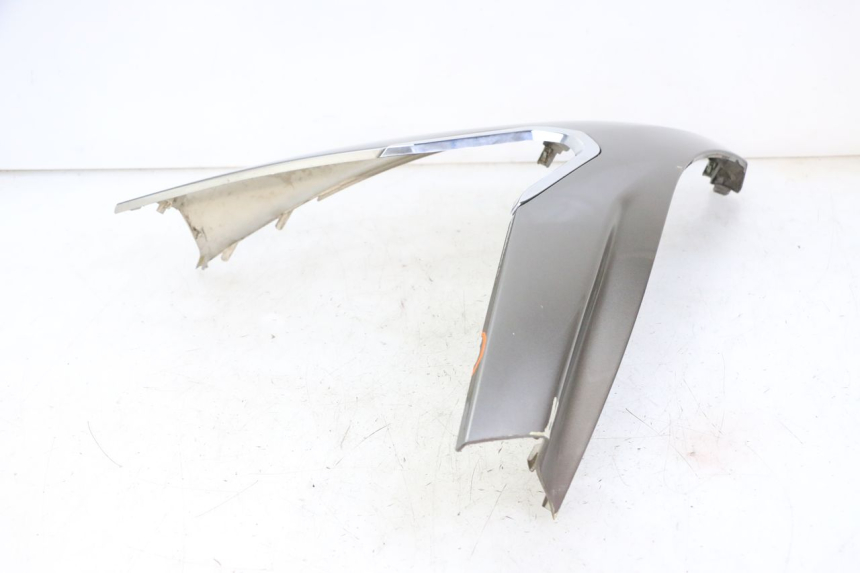 photo de FACE AVANT SUPERIEUR  PEUGEOT SATELIS 125 (2013 - 2018)