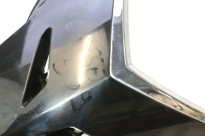 photo de FACE AVANT SUPERIEUR  PEUGEOT SATELIS 125 (2006 - 2009) - Zoom état d’usage