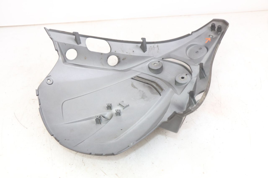 photo de FACE AVANT SUPERIEUR SYM GTS EFI 125 (2012 - 2016)
