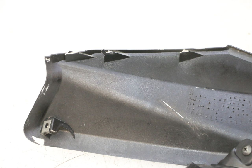 photo de FACE AVANT SUPERIEUR YAMAHA X-MAX XMAX 125 (2010 - 2014)