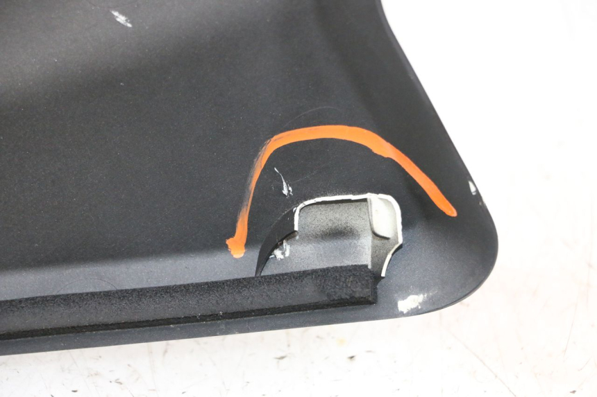 photo de FACE AVANT SUPERIEUR YAMAHA X-MAX XMAX 125 (2010 - 2013) - Autre angle de vue