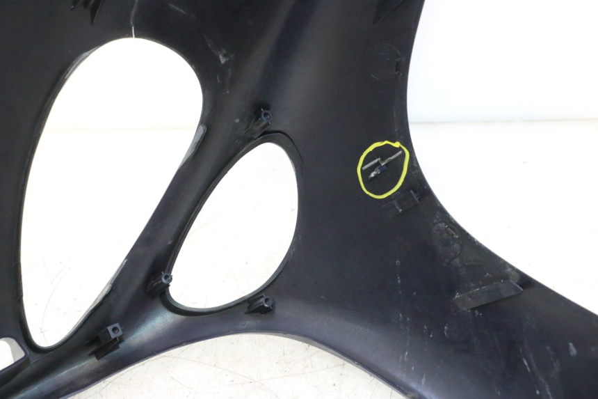 photo de FACE AVANT YAMAHA YP MAJESTY 125 (2002 - 2006) - Autre angle de vue