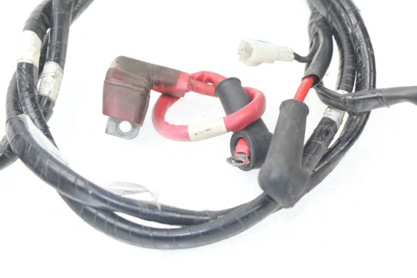 photo de FAISCEAU BATTERIE YAMAHA XMAX X-MAX ABS 125 (2014 - 2016) - Gros plan technique