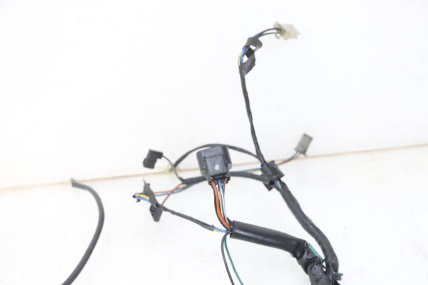 photo de FAISCEAU MBK BOOSTER SPIRIT NAKED 50 (2004 - 2017)