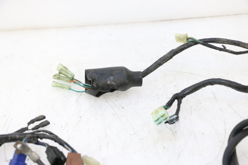 photo de FAISCEAU HONDA CB F HORNET 600 (2005 - 2006) - Autre angle de vue