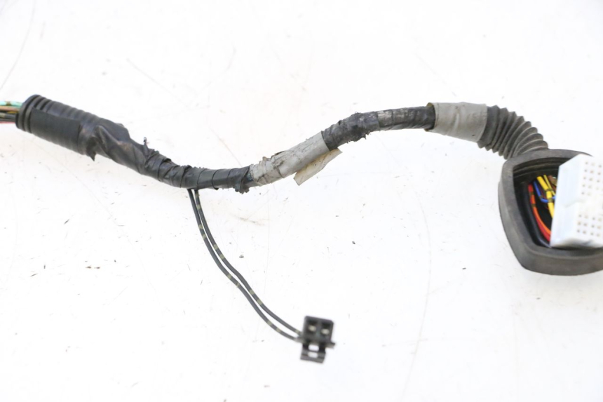 photo de FAISCEAU COMPTEUR SUZUKI GSR 600 (2005 - 2012) - Autre angle de vue