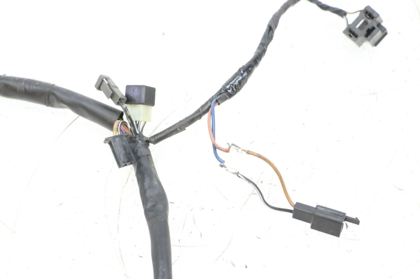 photo de FAISCEAU COMPTEUR SUZUKI GSXR GSX-R 1000 (2003 - 2004) - Gros plan technique