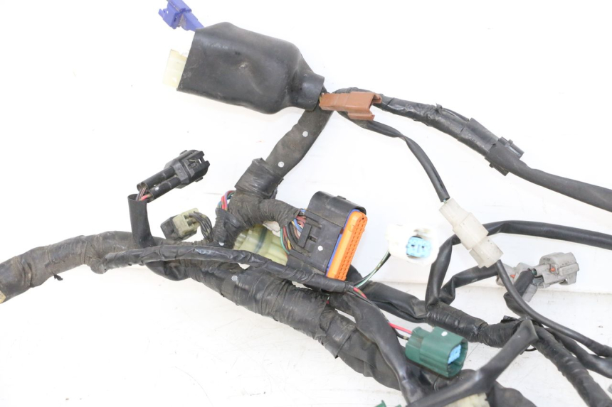 photo de FAISCEAU YAMAHA FZ6 FAZER S2 600 (2007 - 2011)