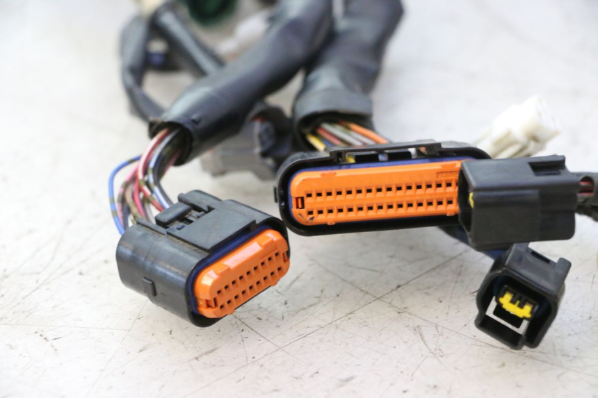 photo de FAISCEAU YAMAHA FZ8 800 (2010 - 2016) - Pièce contrôlée