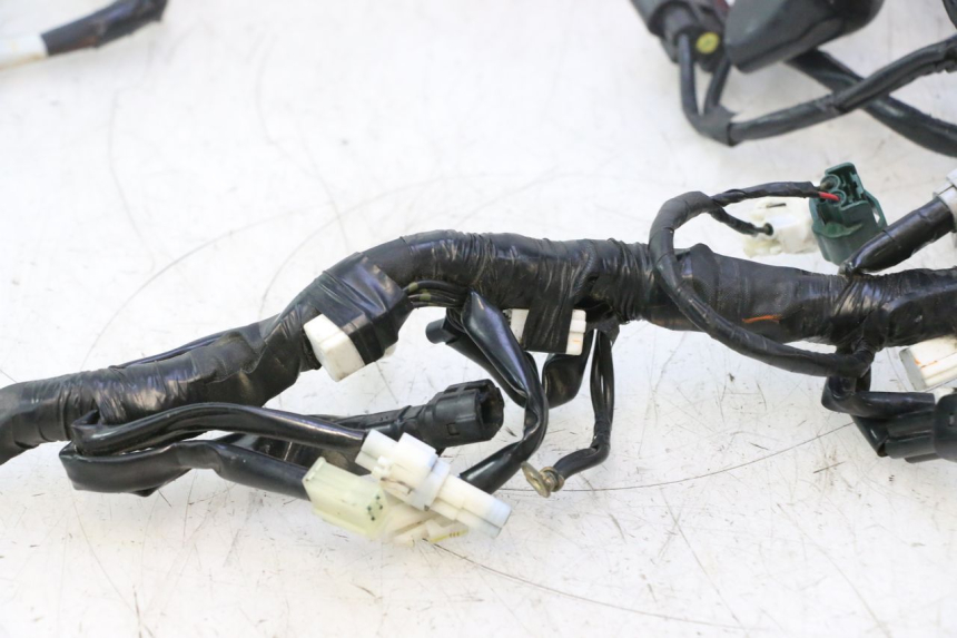 photo de FAISCEAU YAMAHA FZ8 800 (2010 - 2016) - Marquages et références