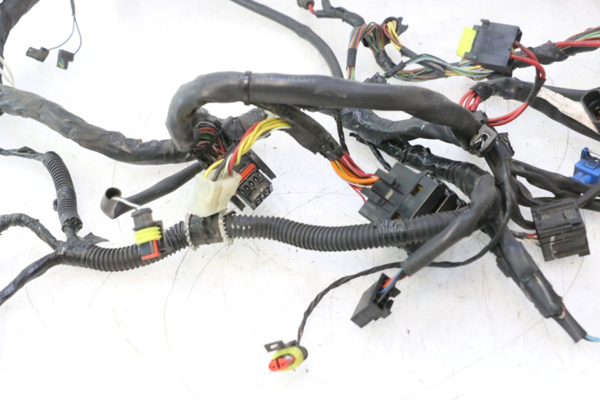 photo de FAISCEAU PIAGGIO LIBERTY IGET 4T 50 (2021 - 2025) - Zoom état d’usage