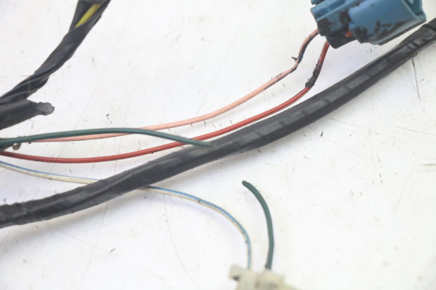 photo de FAISCEAU PEUGEOT LUDIX 50 (2008 - 2017) - Autre angle de vue