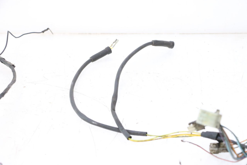 photo de FAISCEAU PEUGEOT LUDIX ONE 50 (2004 - 2013) - Points de fixation