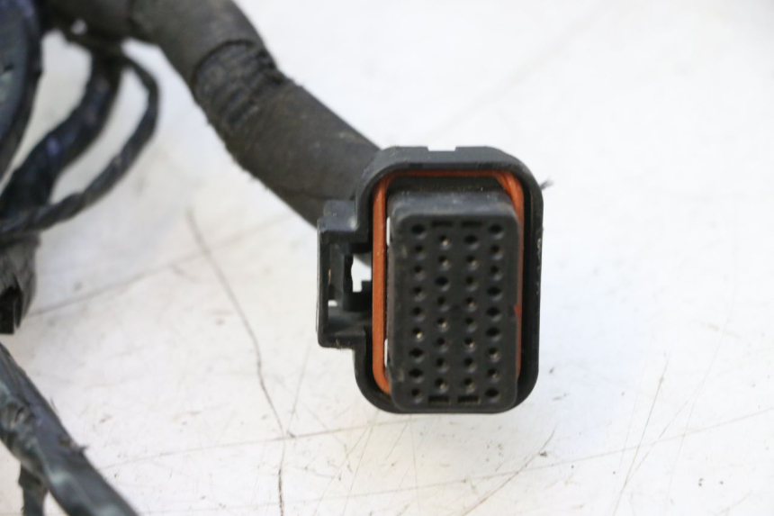 photo de FAISCEAU PIAGGIO MP3 HPE 530 (2022 - 2026) - Vue produit