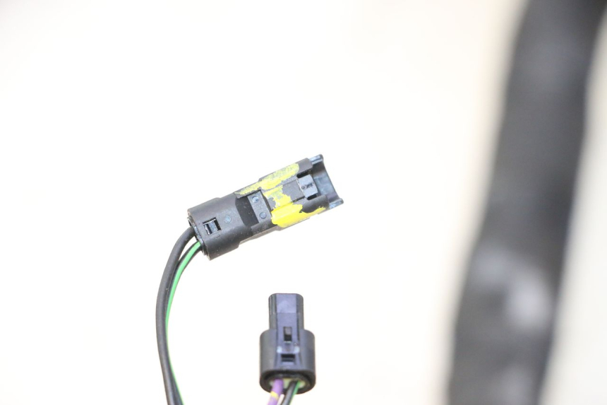 photo de FAISCEAU PIAGGIO MP3 HPE 530 (2022 - 2026) - Détail de la pièce