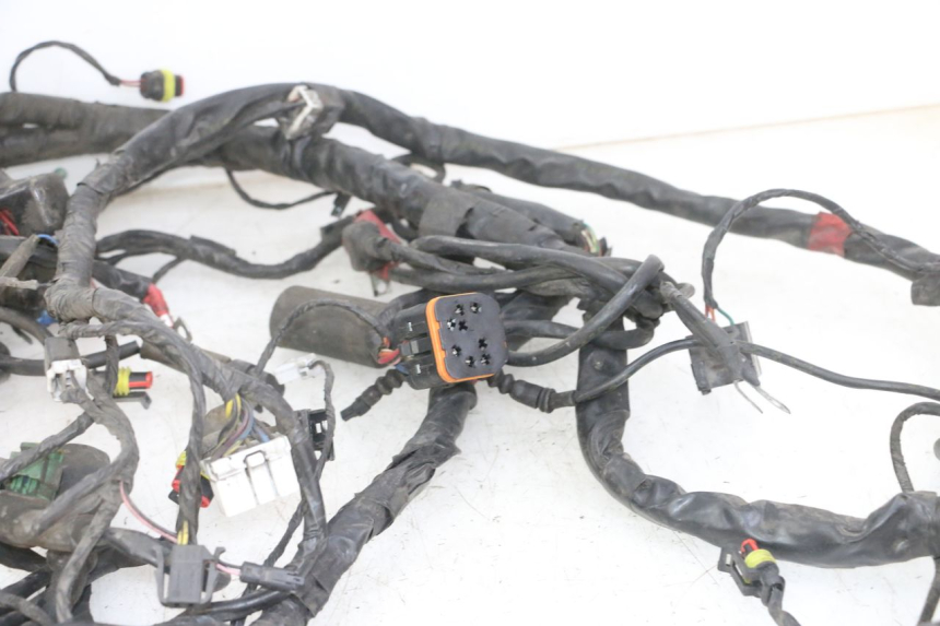photo de FAISCEAU PIAGGIO MP3 LT 400 (2007 - 2012)