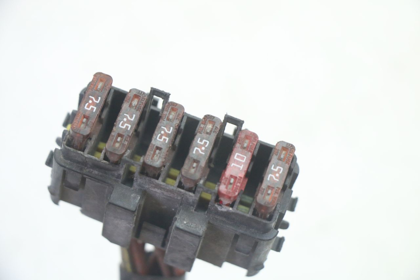 photo de FAISCEAU PIAGGIO MP3 LT 400 (2007 - 2012) - Zoom état d’usage