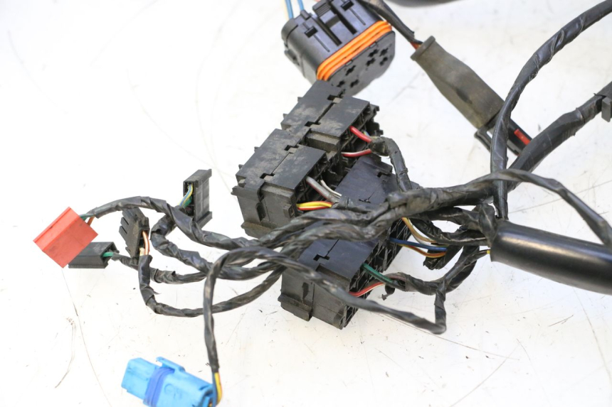 photo de FAISCEAU PIAGGIO MP3 LT 400 (2007 - 2012) - Focus structure
