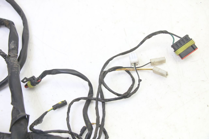 photo de FAISCEAU PIAGGIO MP3 RL 250 (2007 - 2010)