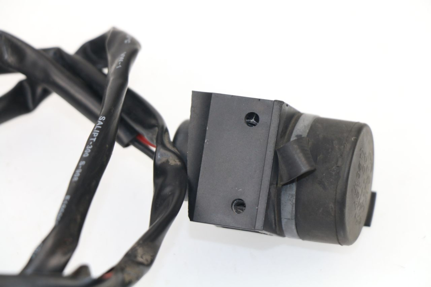 photo de FAISCEAU PHARE HONDA CBR R 125 (2011 - 2016) - Zoom état d’usage