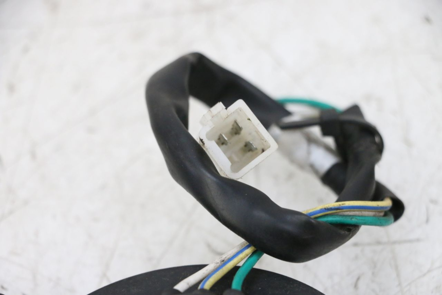 photo de FAISCEAU PHARE PEUGEOT KISBEE 4T 50 (2018 - 2022) - Gros plan technique