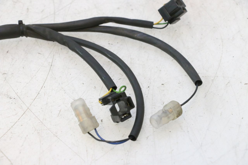 photo de FAISCEAU PHARE YAMAHA XMAX X-MAX 125 (2006 - 2009) - Gros plan technique