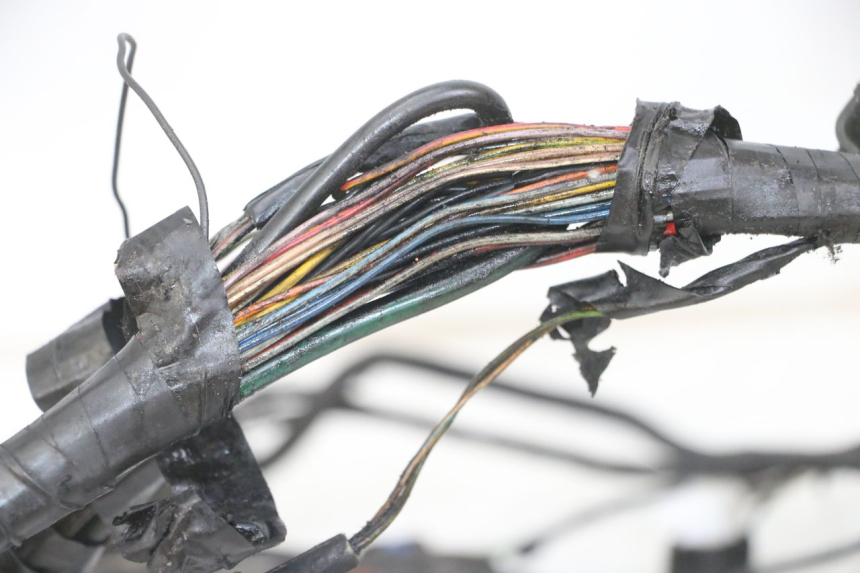 photo de FAISCEAU PEUGEOT SATELIS COMPRESSOR K15 125 (2006 - 2009)