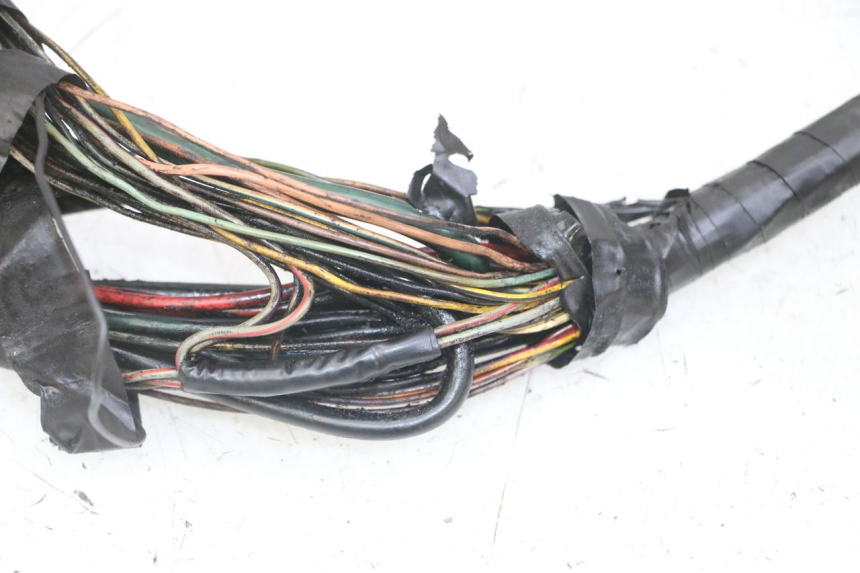 photo de FAISCEAU PEUGEOT SATELIS COMPRESSOR K15 125 (2006 - 2009)