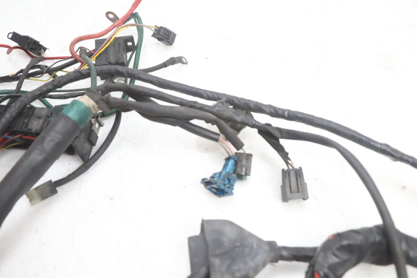 photo de FAISCEAU PEUGEOT SATELIS 125 (2006 - 2009) - Points de fixation