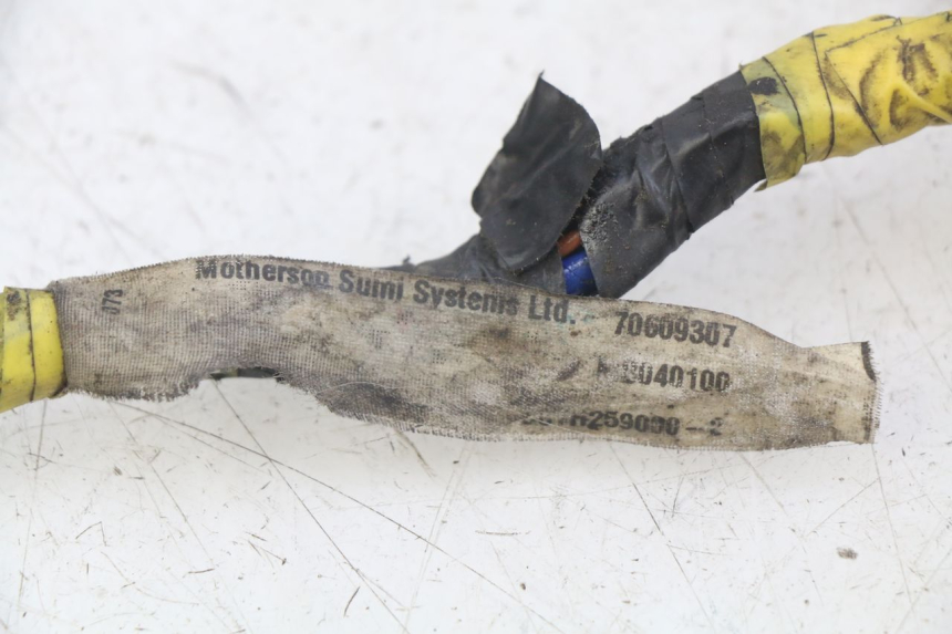 photo de FAISCEAU MBK STUNT NAKED 50 (2004 - 2018) - Autre angle de vue