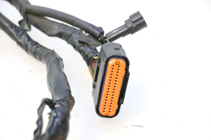 photo de FAISCEAU YAMAHA X-MAX XMAX 125 (2010 - 2013) - Vue d’ensemble