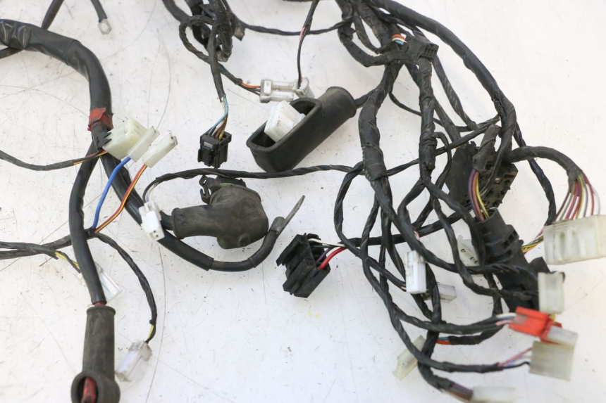 photo de FAISCEAU PIAGGIO X8 STREET 125 (2006 - 2007) - Zoom composants