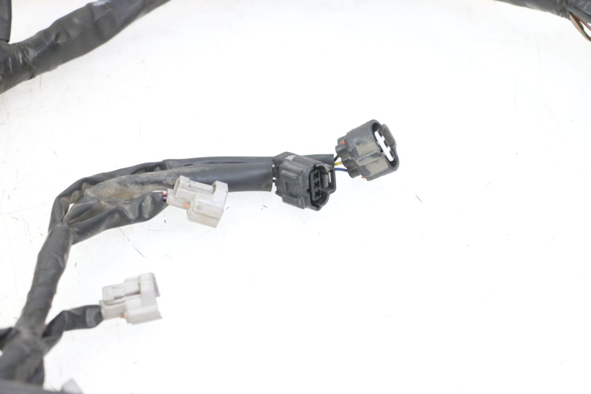 photo de FAISCEAU YAMAHA FZ6 FAZER S2 600 (2007 - 2011)