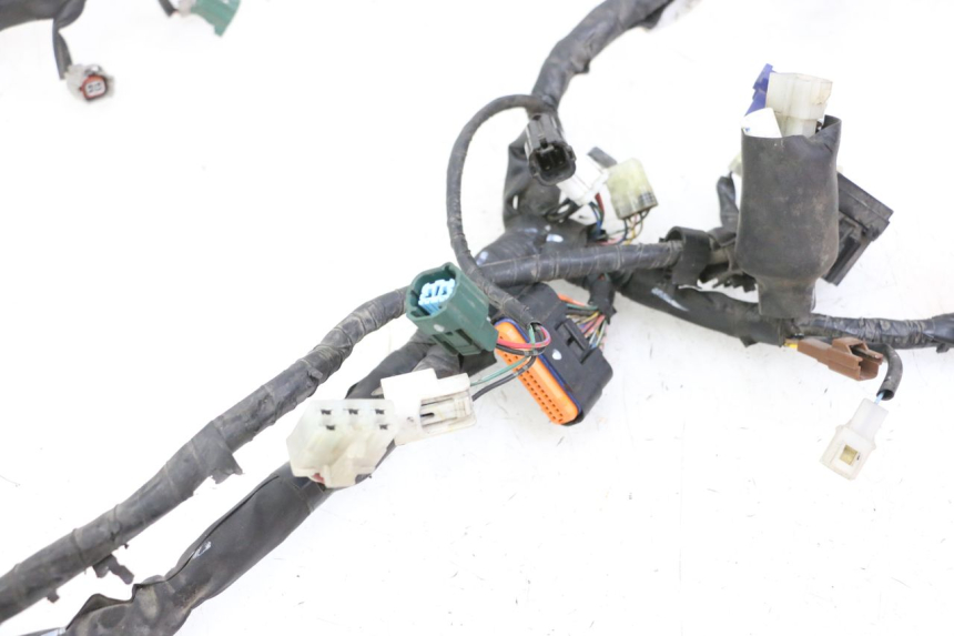 photo de FAISCEAU YAMAHA FZ6 FAZER S2 600 (2007 - 2011)