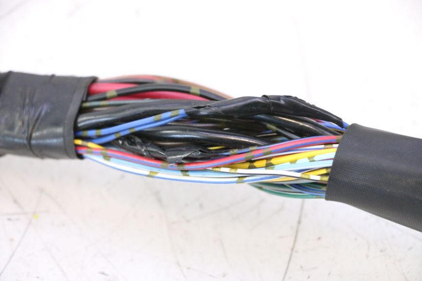 photo de FAISCEAU YAMAHA YZF R6 600 (2008 - 2009) - Vue produit
