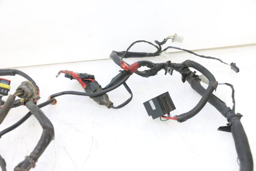 photo de FAISCEAU PIAGGIO ZIP 4T 50 (2018 - 2020) - Détails caractéristiques