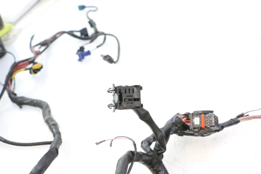 photo de FAISCEAU PIAGGIO ZIP IGET 4T 50 (2021 - 2023) - Gros plan technique