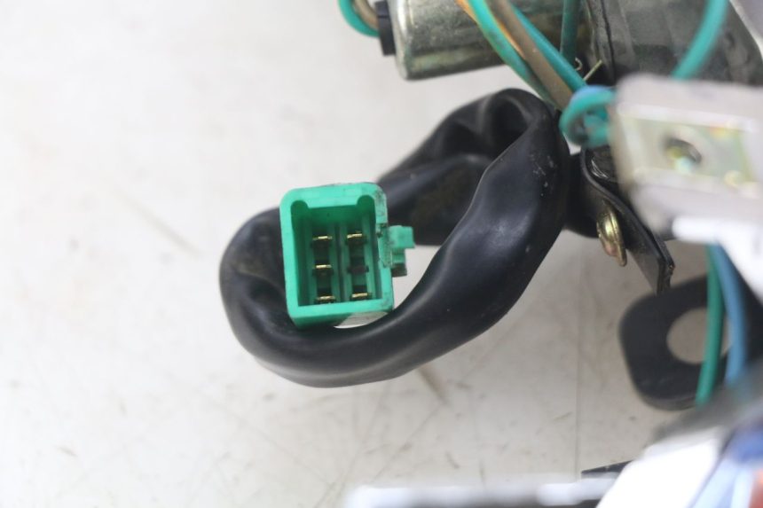 photo de FEU ARRIERE KYMCO AGILITY NAKED RENOUVO 2T 50 (2011 - 2018)