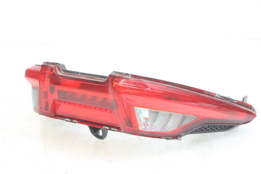 photo de FEU ARRIERE APRILIA SXR 50 (2021 - 2023)