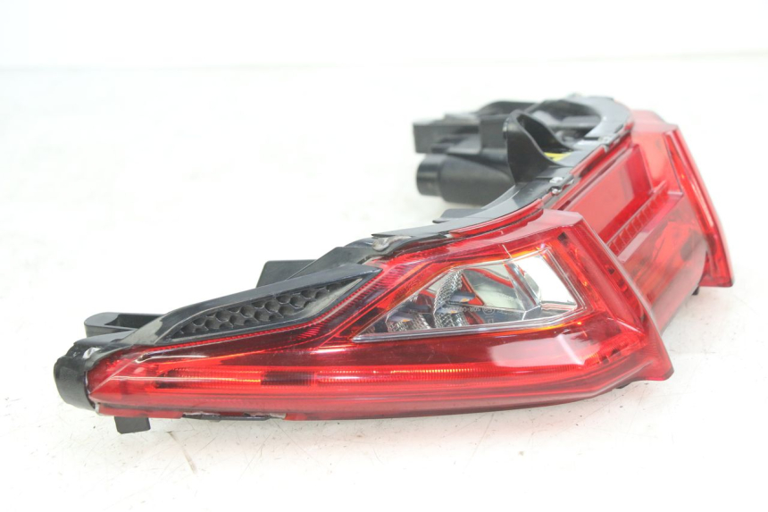 photo de FEU ARRIERE APRILIA SXR 50 (2021 - 2023)