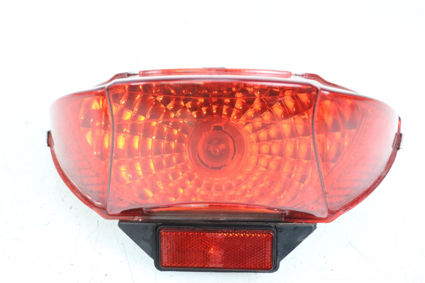 photo de FEU ARRIERE BEELINE VELOCE 4T 50 (2011 - 2020)