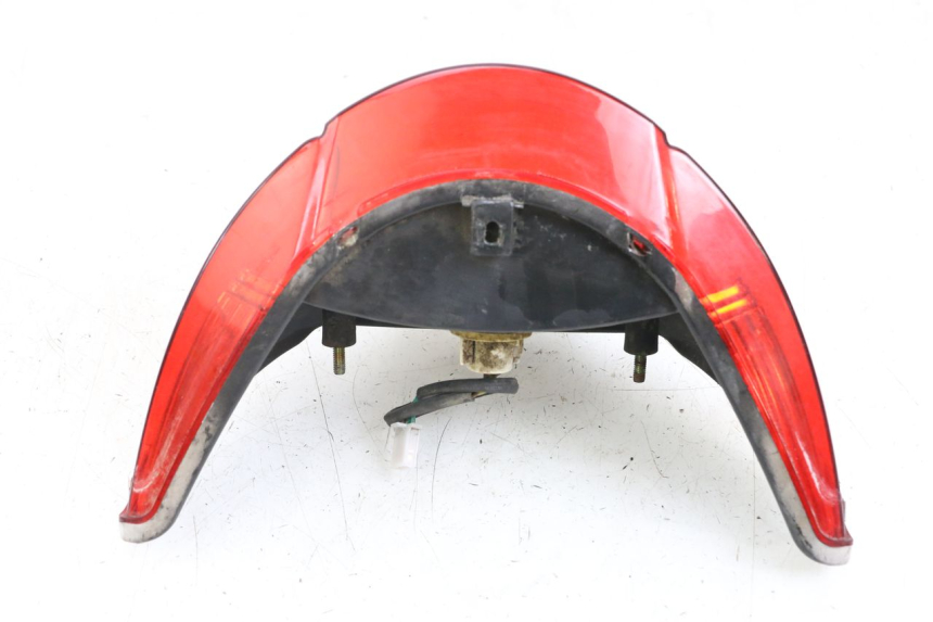 photo de FEU ARRIERE BEELINE VELOCE 4T 50 (2011 - 2020)