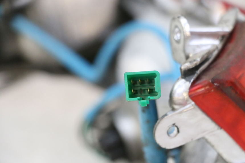 photo de FEU ARRIERE KYMCO DINK STREET 125 (2009 - 2014) - Gros plan technique