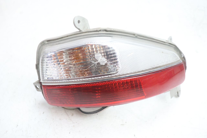 photo de FEU ARRIERE DROIT SUZUKI BURGMAN EXECUTIVE ABS 650 (2006 - 2012) - Vue principale