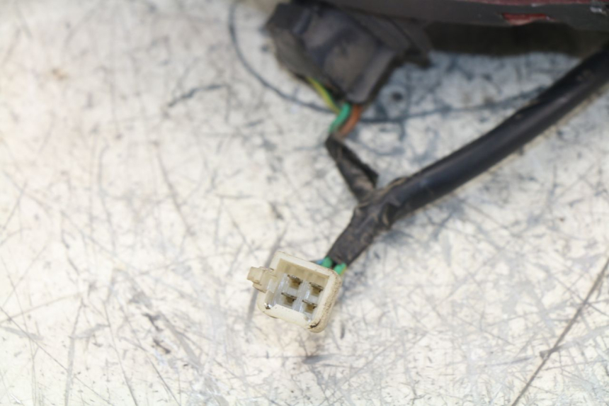 photo de FEU ARRIERE DROIT HONDA FES PANTHEON 2T 125 (1998 - 2002)